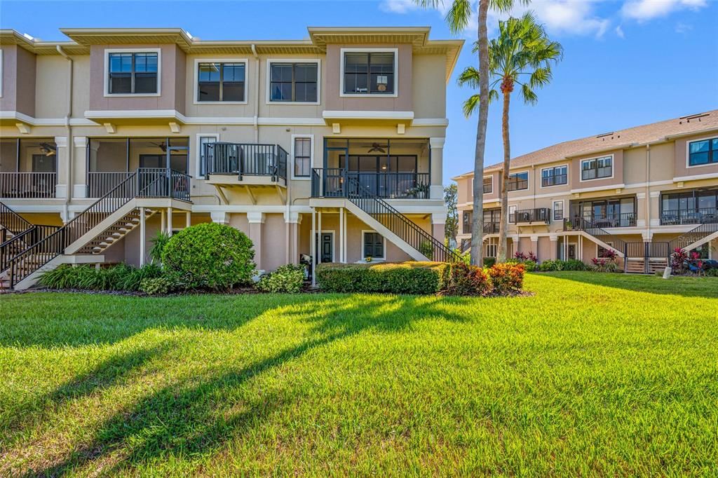 For Sale: $1,088,800 (3 beds, 2 baths, 2473 Square Feet)