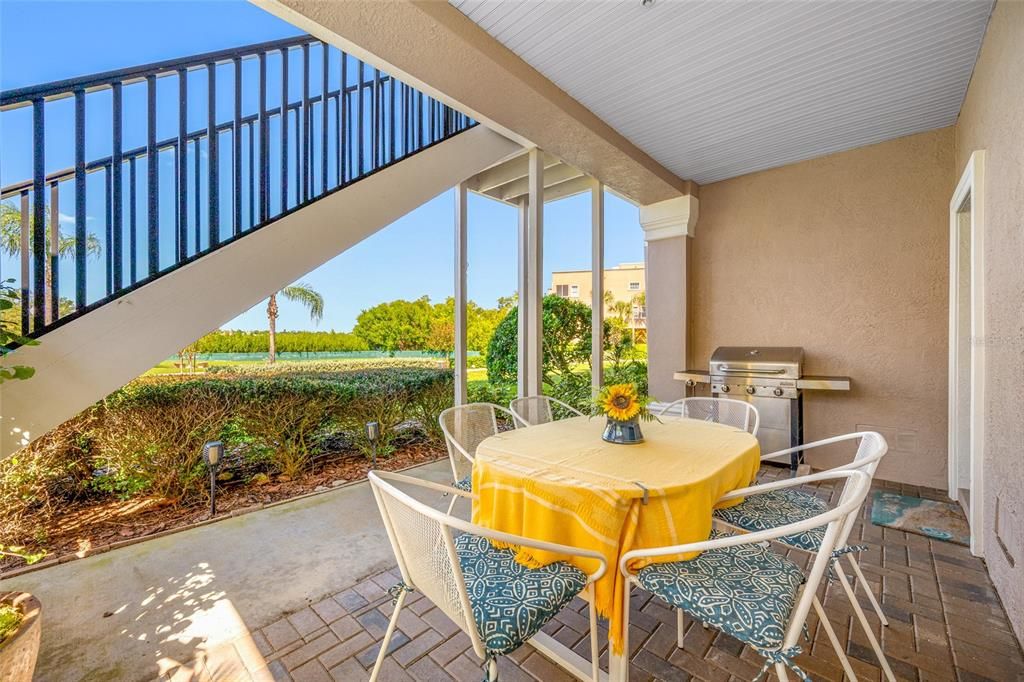 For Sale: $1,088,800 (3 beds, 2 baths, 2473 Square Feet)