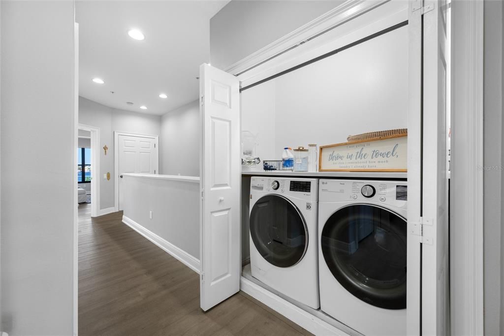 For Sale: $1,088,800 (3 beds, 2 baths, 2473 Square Feet)
