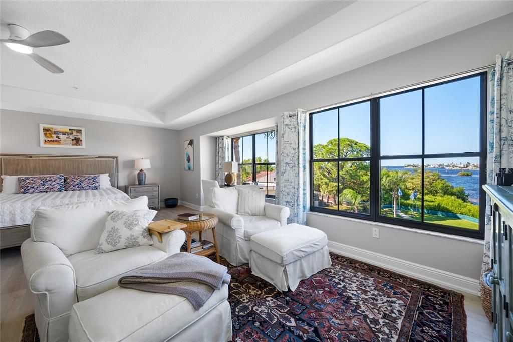 For Sale: $1,088,800 (3 beds, 2 baths, 2473 Square Feet)