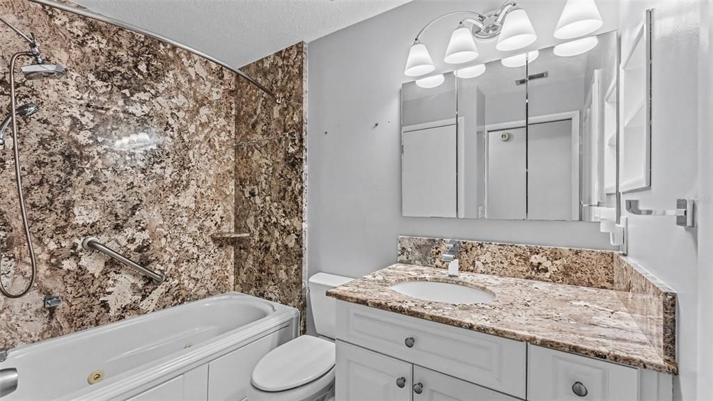 For Sale: $335,000 (3 beds, 2 baths, 1464 Square Feet)