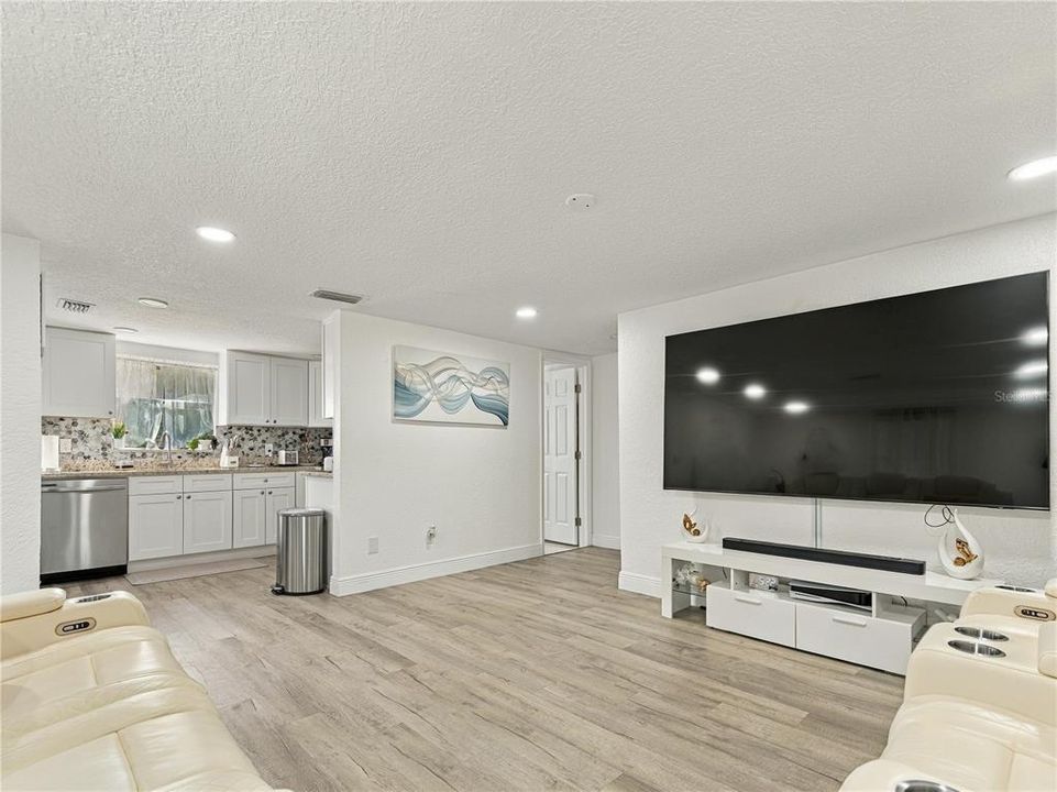 En Venta: $380,000 (3 camas, 1 baños, 1056 Pies cuadrados)