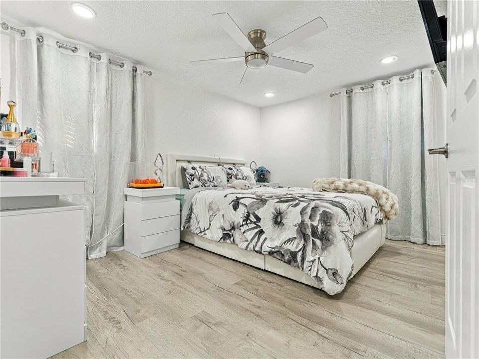 En Venta: $380,000 (3 camas, 1 baños, 1056 Pies cuadrados)