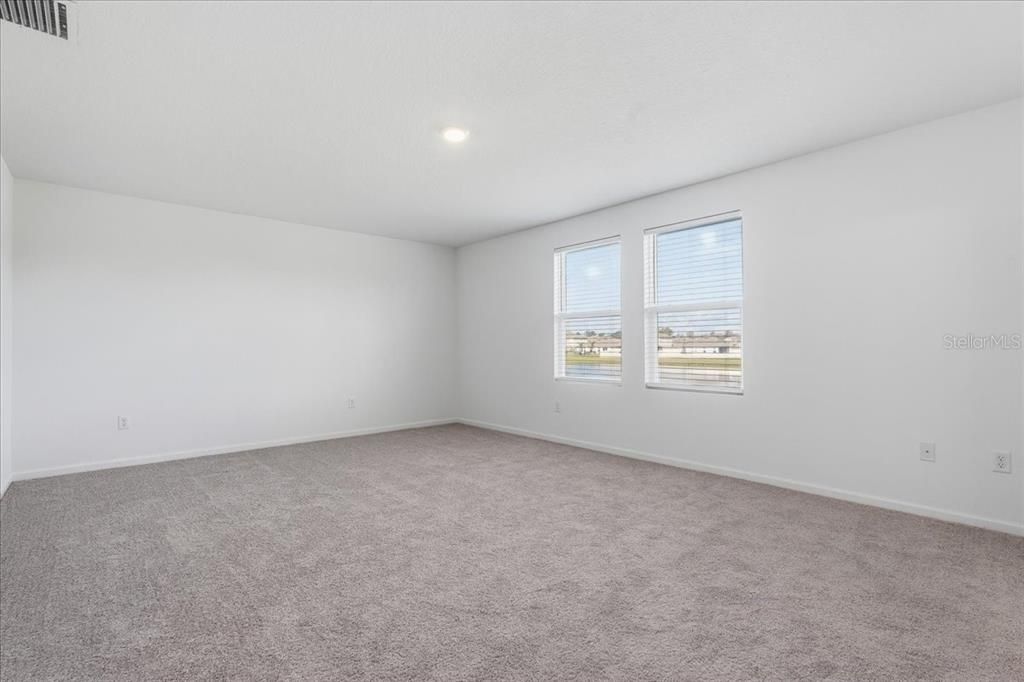 En Venta: $369,900 (5 camas, 3 baños, 2732 Pies cuadrados)
