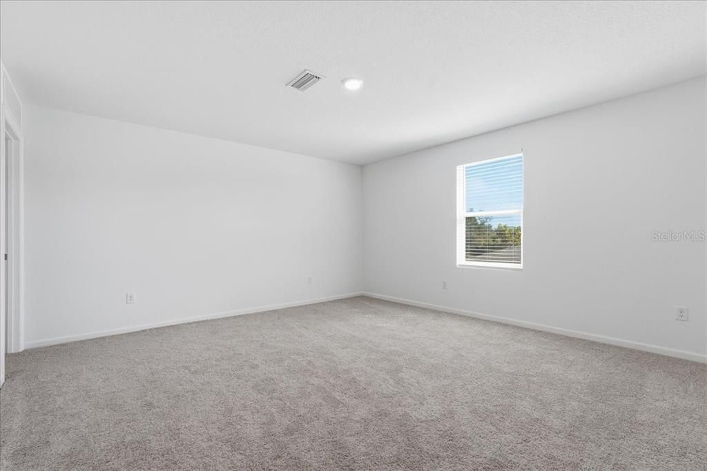 En Venta: $369,900 (5 camas, 3 baños, 2732 Pies cuadrados)
