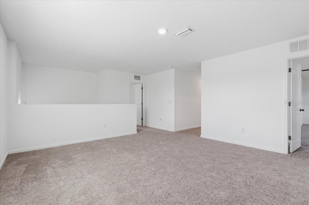 En Venta: $369,900 (5 camas, 3 baños, 2732 Pies cuadrados)