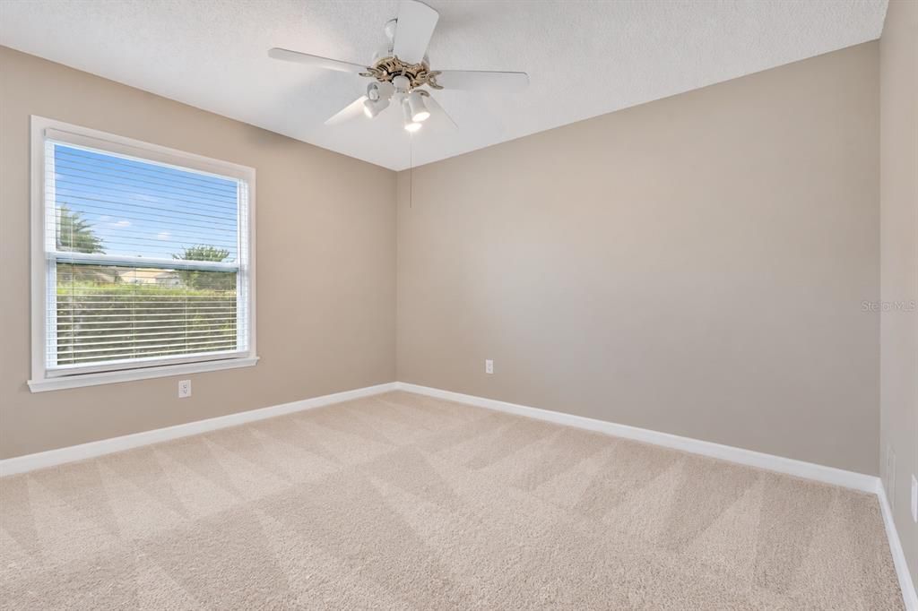 For Sale: $350,000 (3 beds, 2 baths, 1429 Square Feet)