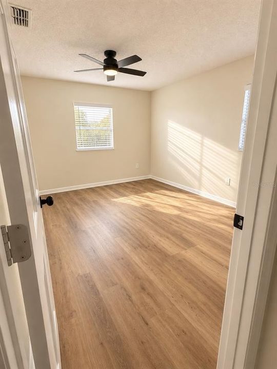 For Rent: $2,000 (3 beds, 2 baths, 1206 Square Feet)