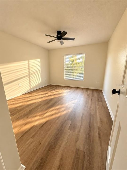 For Rent: $2,000 (3 beds, 2 baths, 1206 Square Feet)