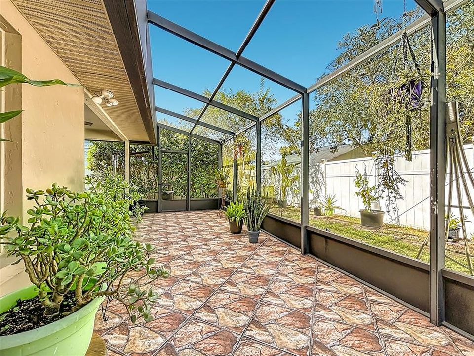 На продажу: $239,900 (3 спален, 2 ванн, 1465 Квадратных фут)