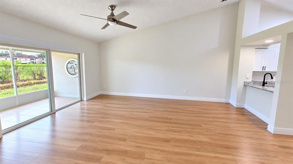 For Rent: $2,400 (2 beds, 2 baths, 1036 Square Feet)