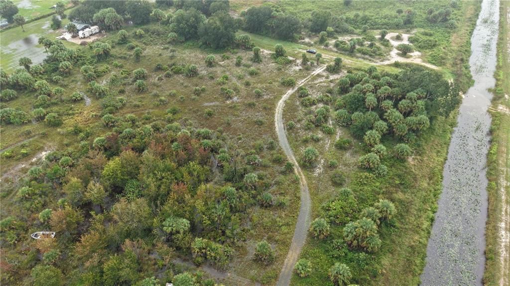 На продажу: $65,000 (1.25 acres)