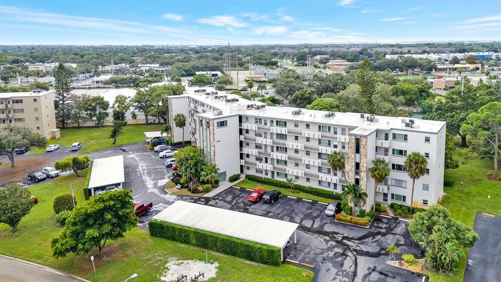 For Sale: $99,000 (1 beds, 1 baths, 630 Square Feet)