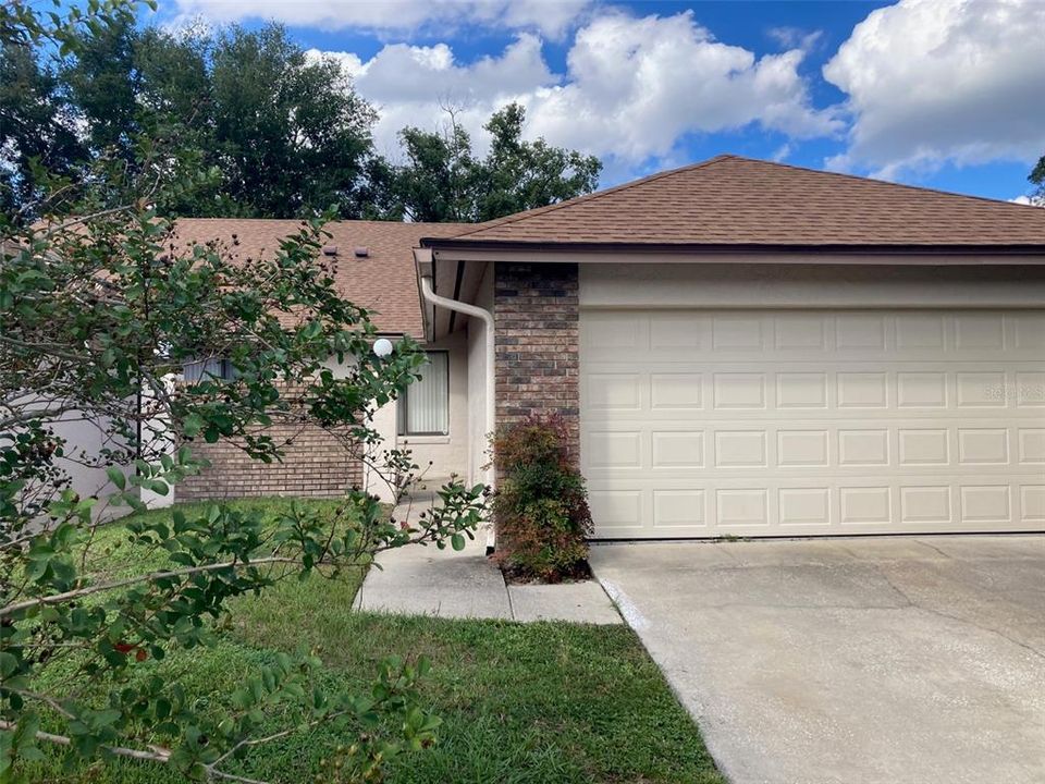 For Rent: $2,050 (2 beds, 2 baths, 1188 Square Feet)