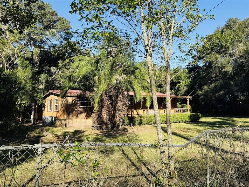 For Sale: $119,900 (3 beds, 2 baths, 1429 Square Feet)
