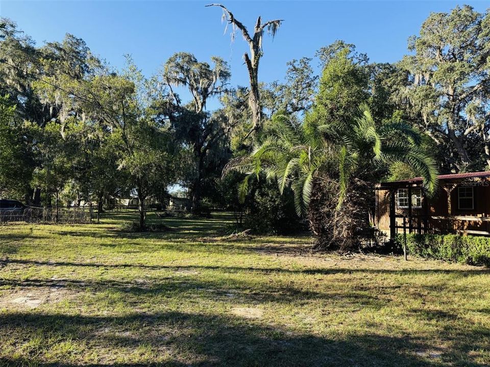 For Sale: $119,900 (3 beds, 2 baths, 1429 Square Feet)