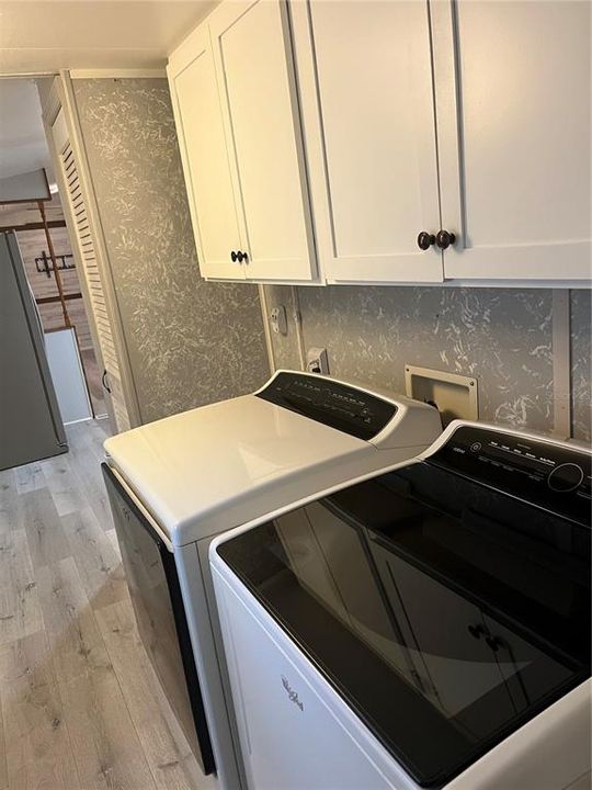 На продажу: $149,900 (2 спален, 2 ванн, 924 Квадратных фут)