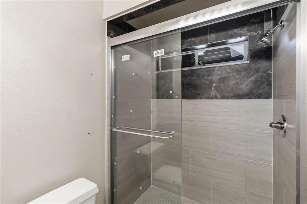 En Venta: $365,000 (3 camas, 2 baños, 1199 Pies cuadrados)