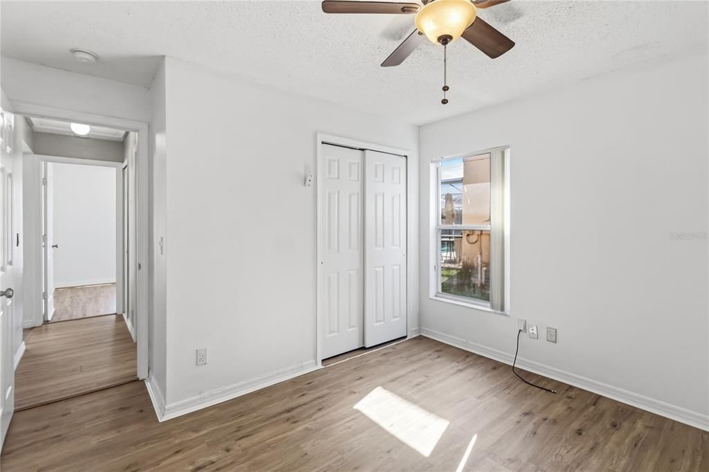En Venta: $365,000 (3 camas, 2 baños, 1199 Pies cuadrados)