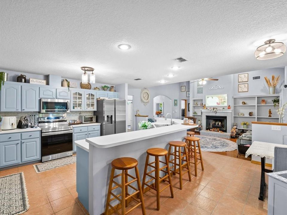 For Sale: $445,000 (3 beds, 2 baths, 2446 Square Feet)