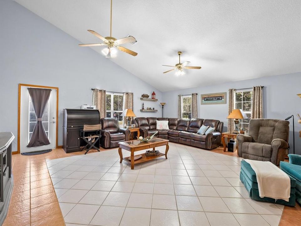 For Sale: $445,000 (3 beds, 2 baths, 2446 Square Feet)