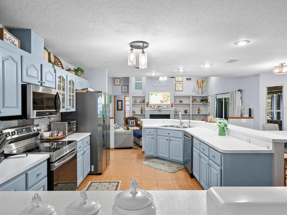 For Sale: $445,000 (3 beds, 2 baths, 2446 Square Feet)