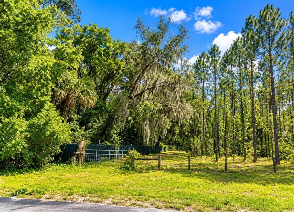 待售: $55,000 (1.00 acres)
