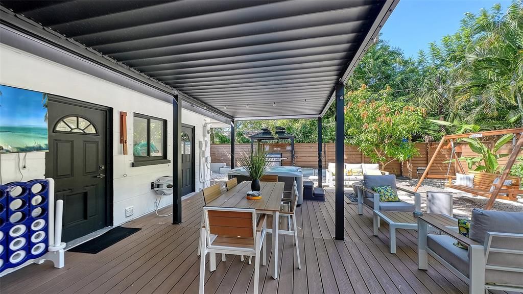 En Venta: $895,000 (3 camas, 3 baños, 1859 Pies cuadrados)