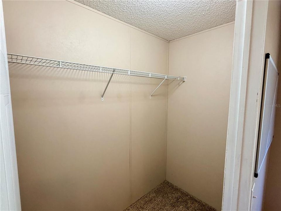 For Sale: $174,900 (3 beds, 2 baths, 1800 Square Feet)