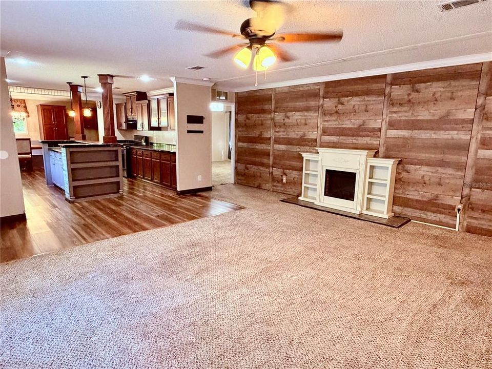 For Sale: $174,900 (3 beds, 2 baths, 1800 Square Feet)