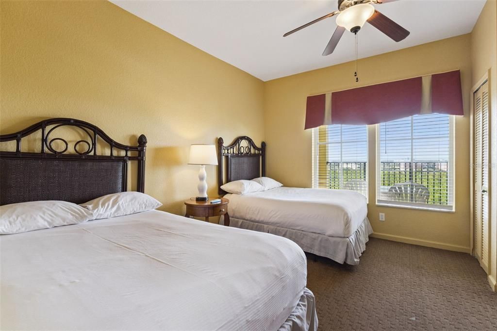 For Sale: $349,999 (4 beds, 4 baths, 2141 Square Feet)