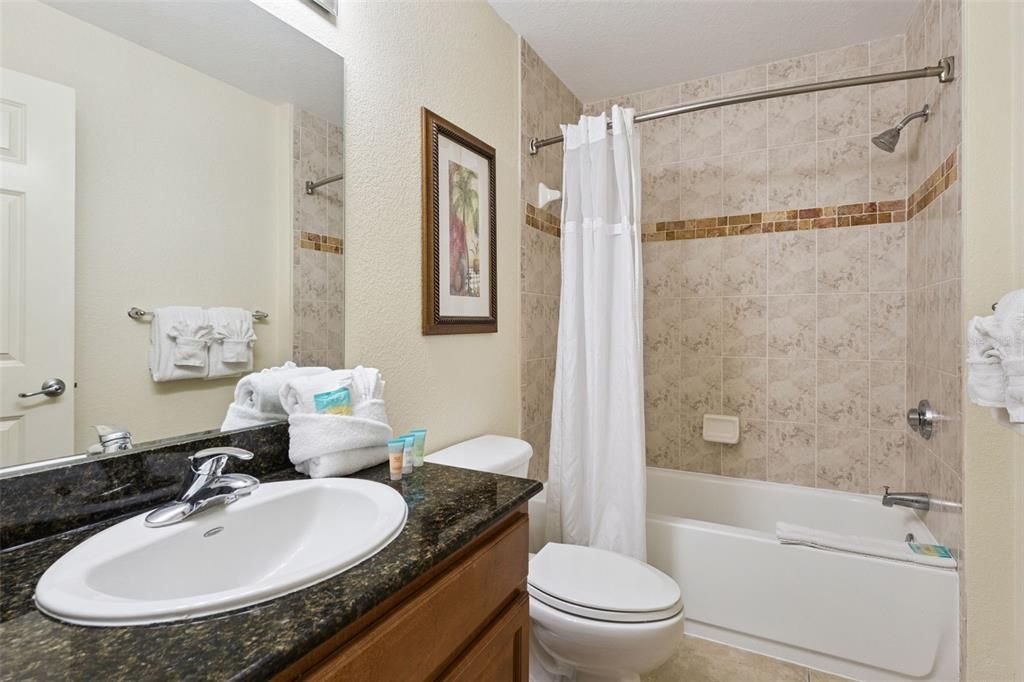 For Sale: $349,999 (4 beds, 4 baths, 2141 Square Feet)