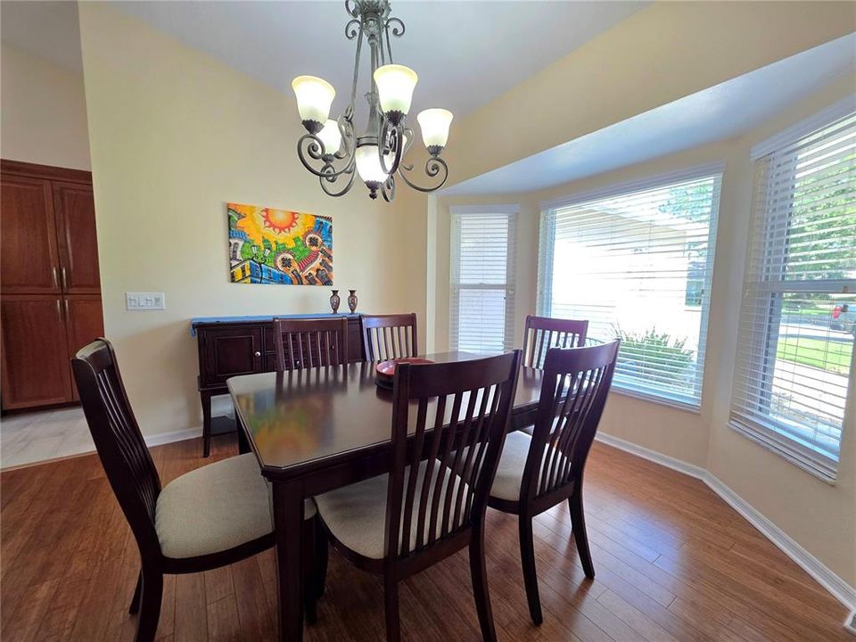 For Sale: $319,900 (3 beds, 2 baths, 1730 Square Feet)