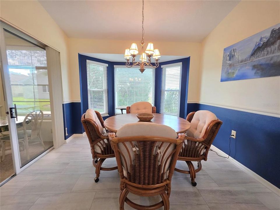 For Sale: $319,900 (3 beds, 2 baths, 1730 Square Feet)