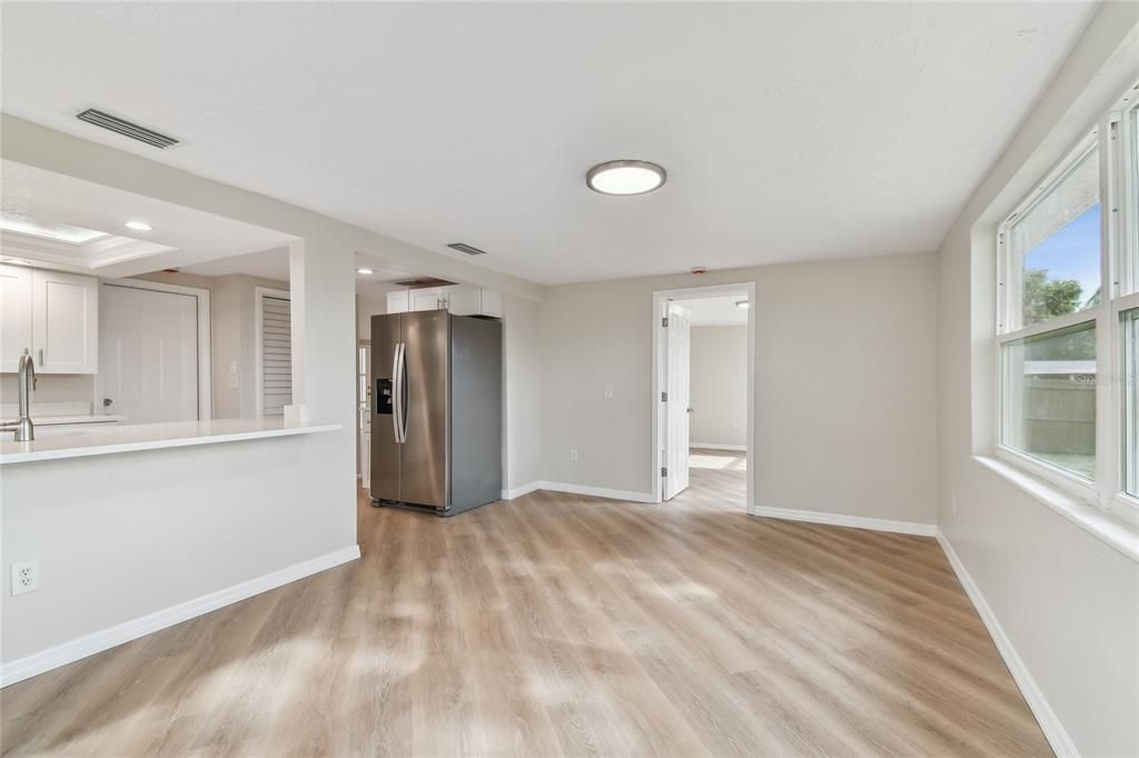 В аренду: $1,950 (3 спален, 2 ванн, 1518 Квадратных фут)