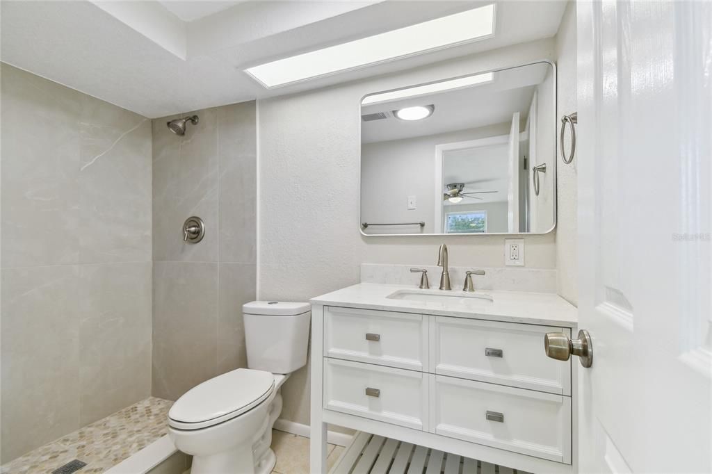 В аренду: $1,950 (3 спален, 2 ванн, 1518 Квадратных фут)