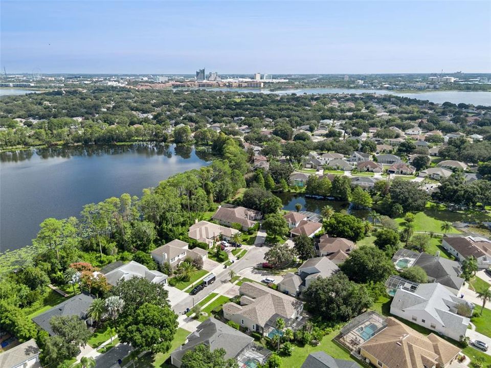 For Sale: $899,900 (5 beds, 4 baths, 3514 Square Feet)