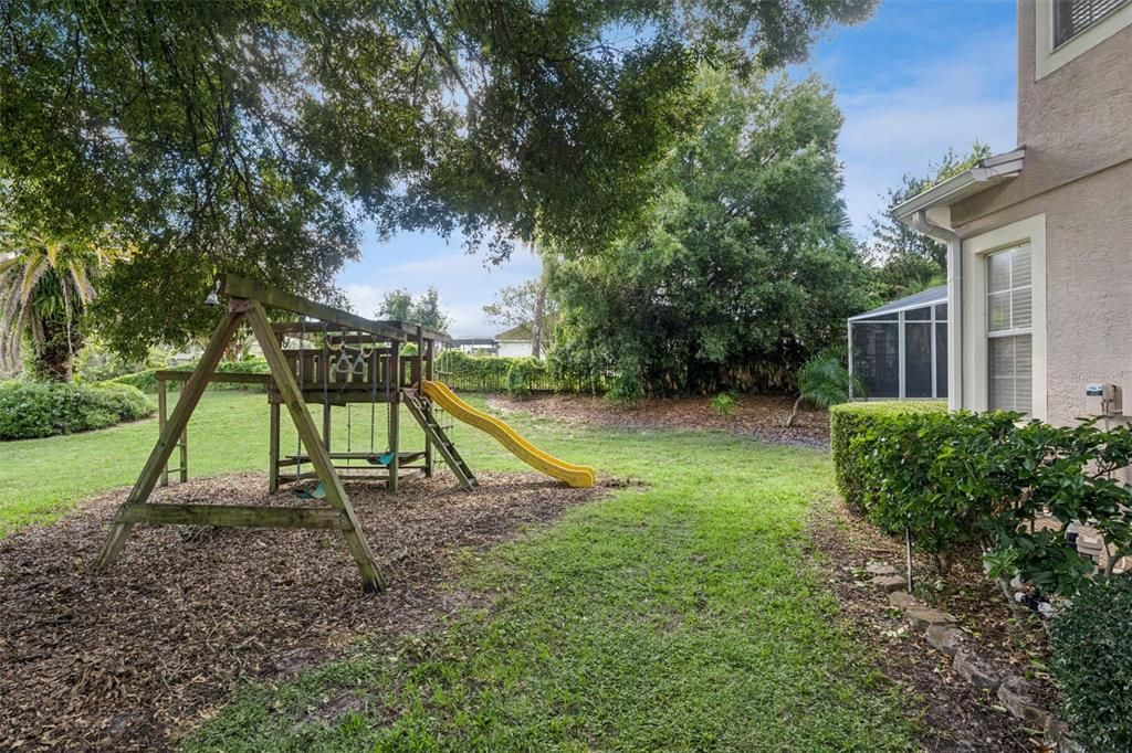 For Sale: $899,900 (5 beds, 4 baths, 3514 Square Feet)