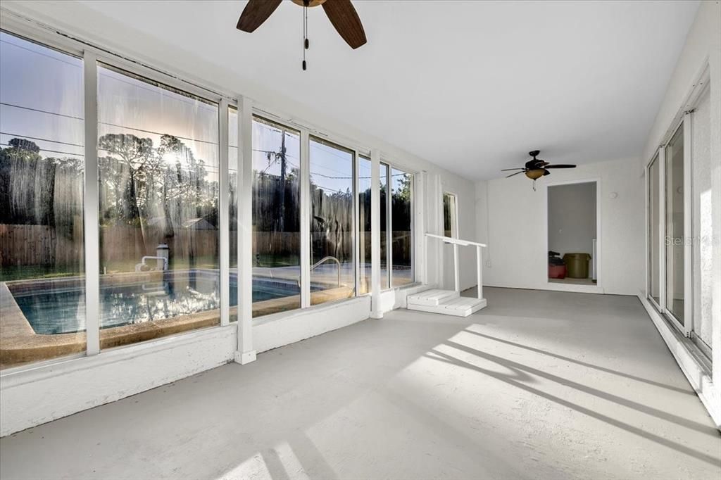 For Sale: $239,999 (2 beds, 2 baths, 1547 Square Feet)