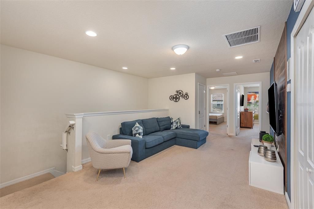 For Rent: $3,000 (5 beds, 4 baths, 2263 Square Feet)