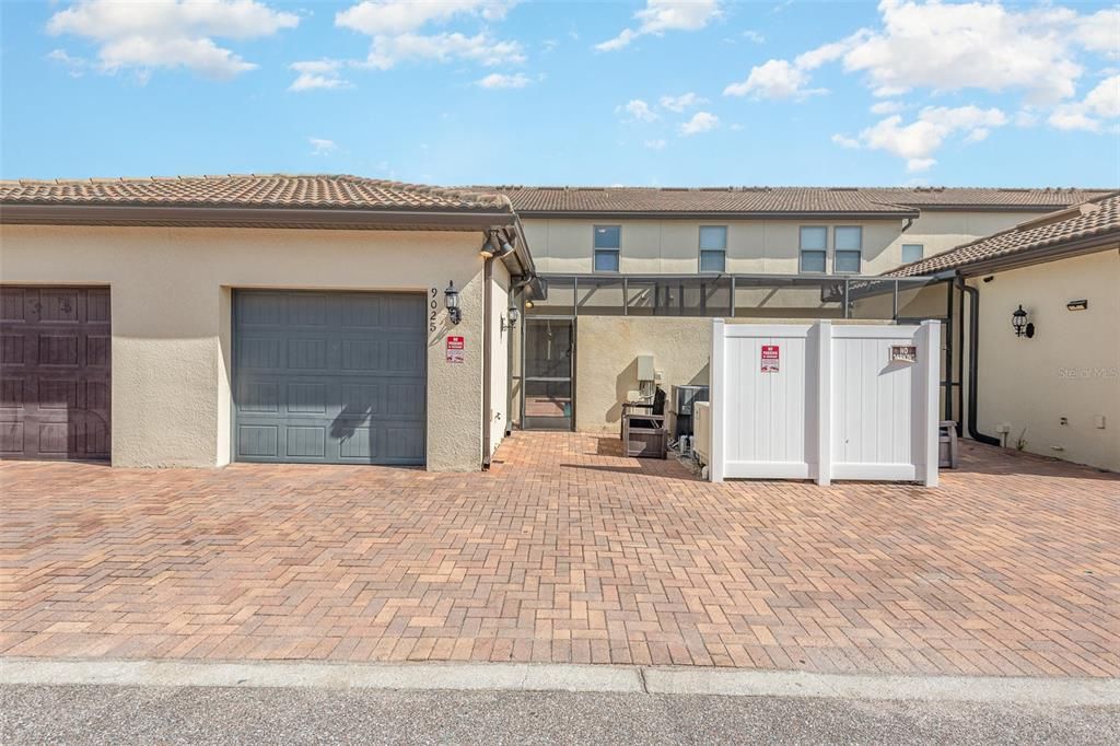 For Rent: $3,000 (5 beds, 4 baths, 2263 Square Feet)
