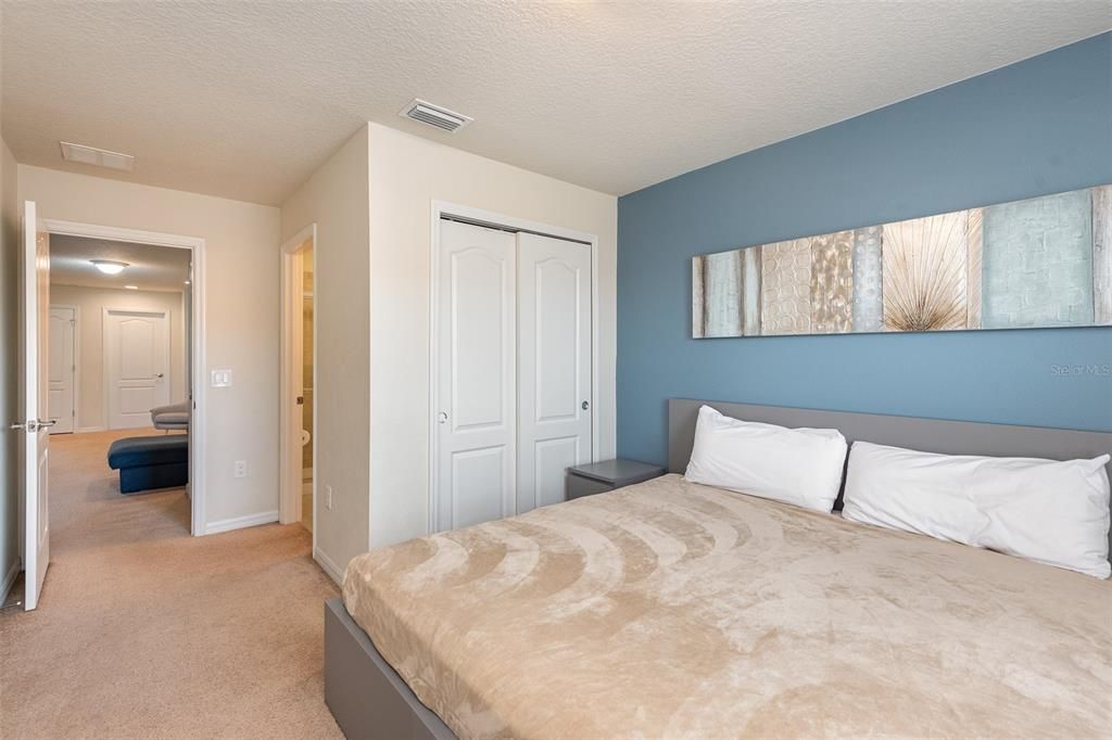 For Rent: $3,000 (5 beds, 4 baths, 2263 Square Feet)