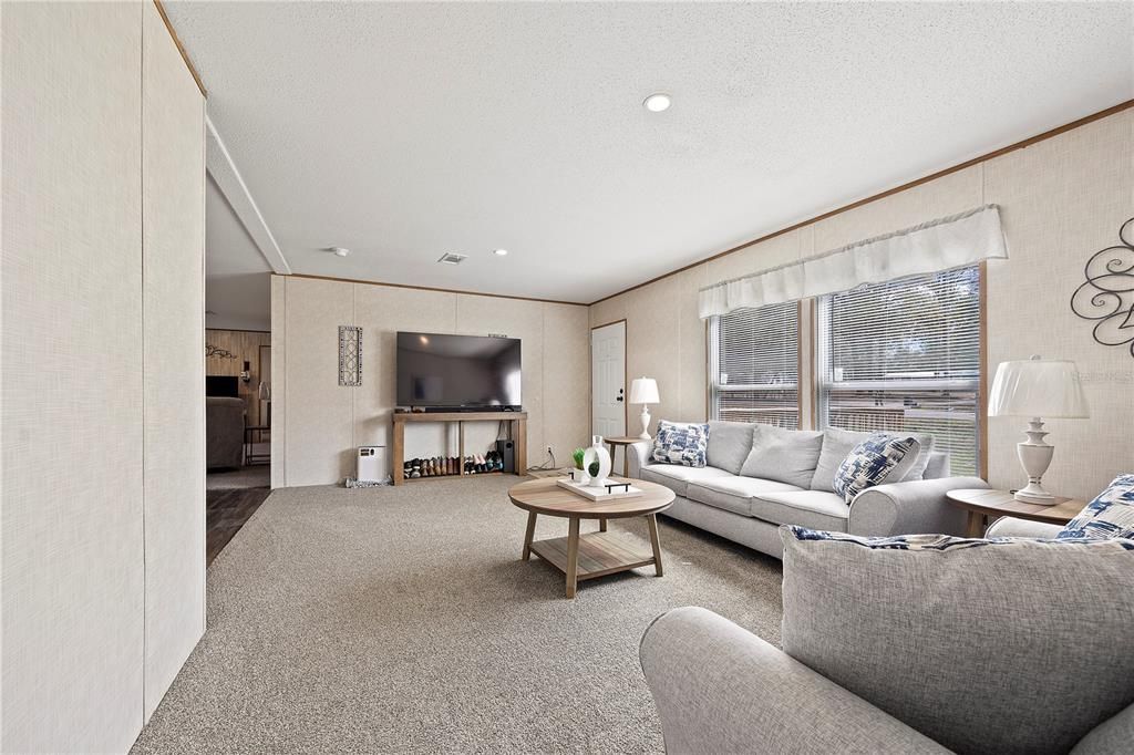 For Sale: $235,000 (4 beds, 2 baths, 1768 Square Feet)