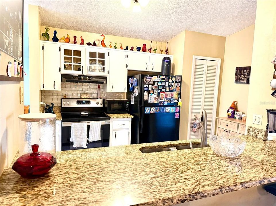 For Sale: $280,000 (2 beds, 2 baths, 1192 Square Feet)