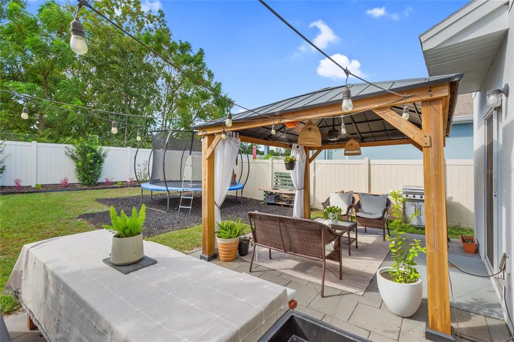 For Sale: $359,990 (4 beds, 2 baths, 1895 Square Feet)