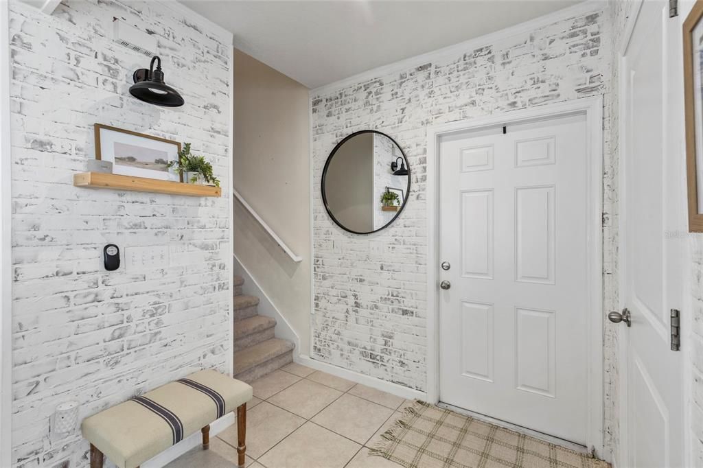 For Sale: $359,990 (4 beds, 2 baths, 1895 Square Feet)