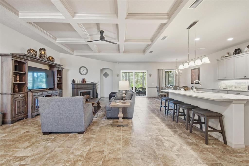 For Sale: $525,000 (3 beds, 2 baths, 1943 Square Feet)