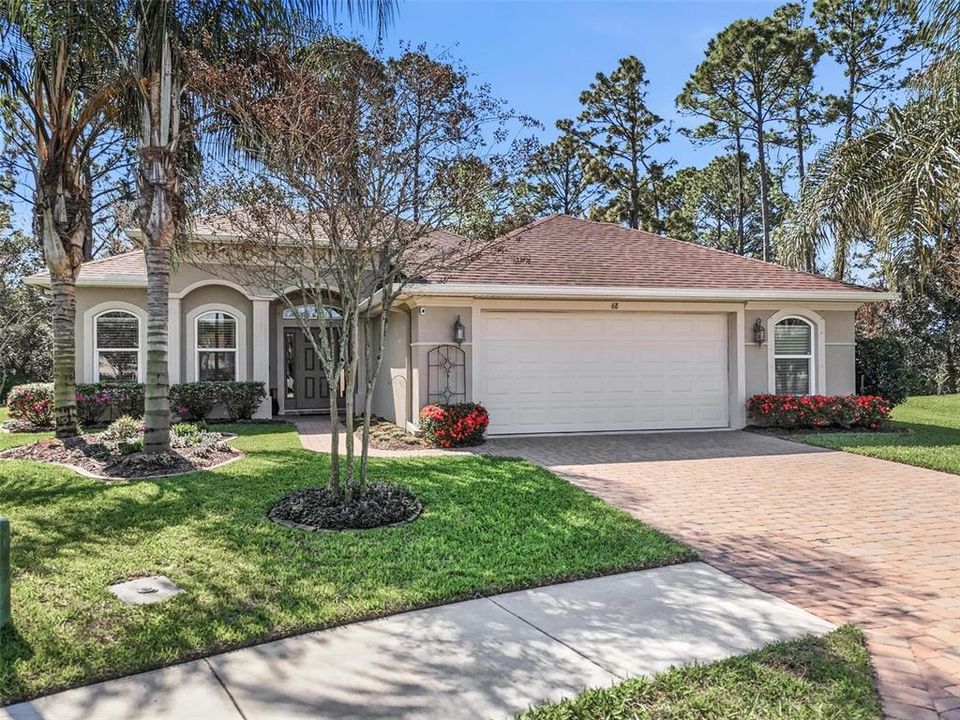 For Sale: $525,000 (3 beds, 2 baths, 1943 Square Feet)