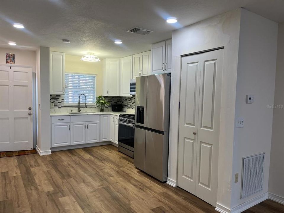 En Venta: $139,900 (1 camas, 1 baños, 1078 Pies cuadrados)