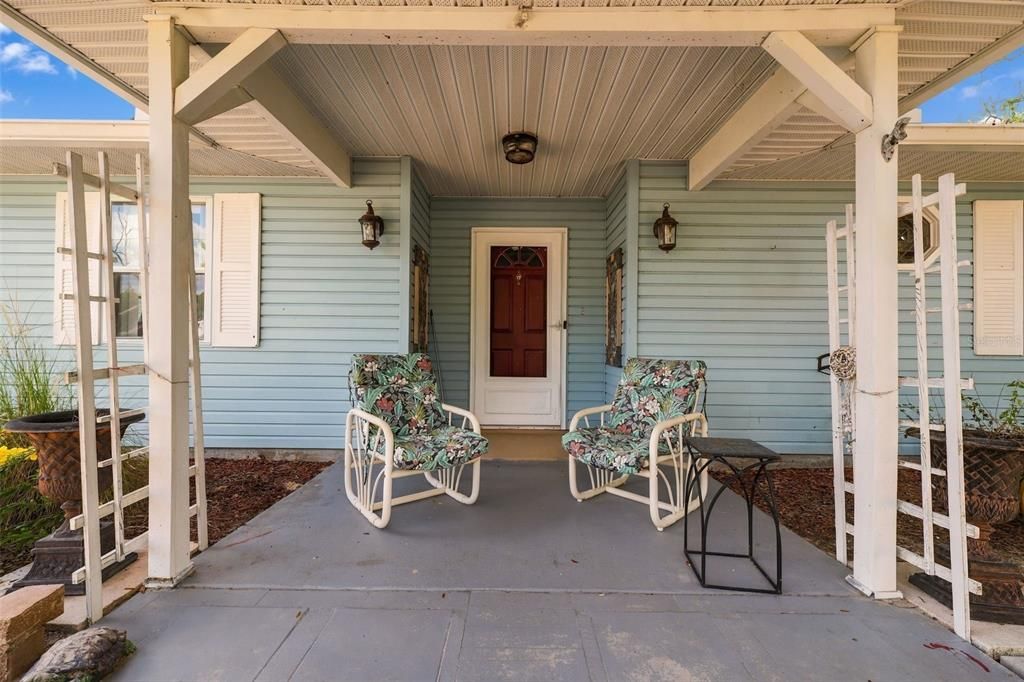 На продажу: $250,000 (3 спален, 2 ванн, 1566 Квадратных фут)